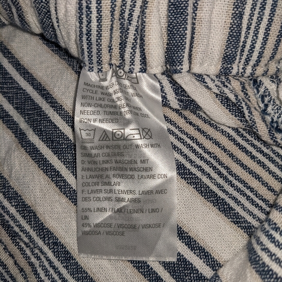 We Build Custom Foot Stools! - Picture 14 of 16